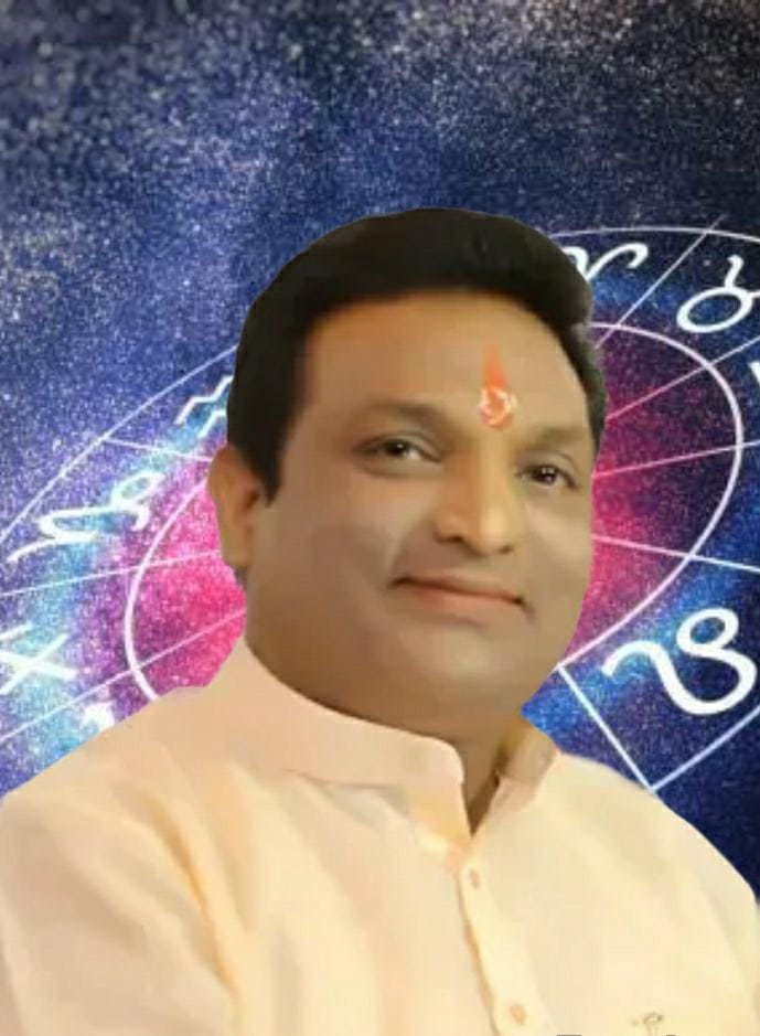 Astrologer Shrivastava Ji